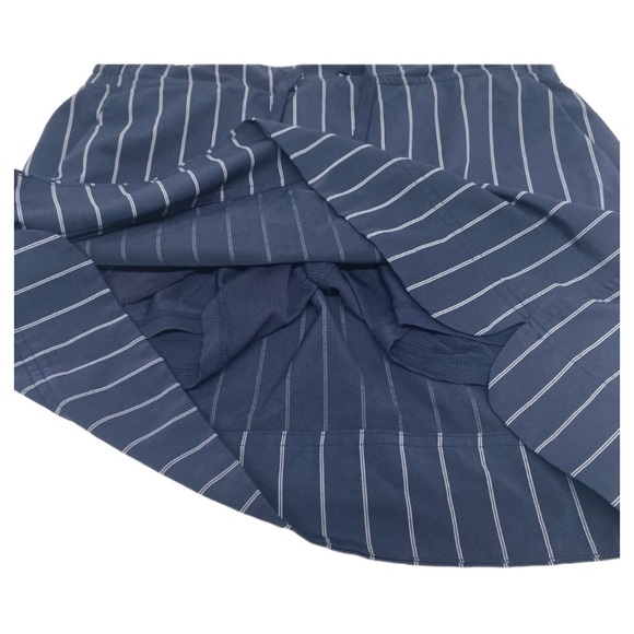 Athleta Women’s Striped Midtown Skort​ - Picture 4 of 5